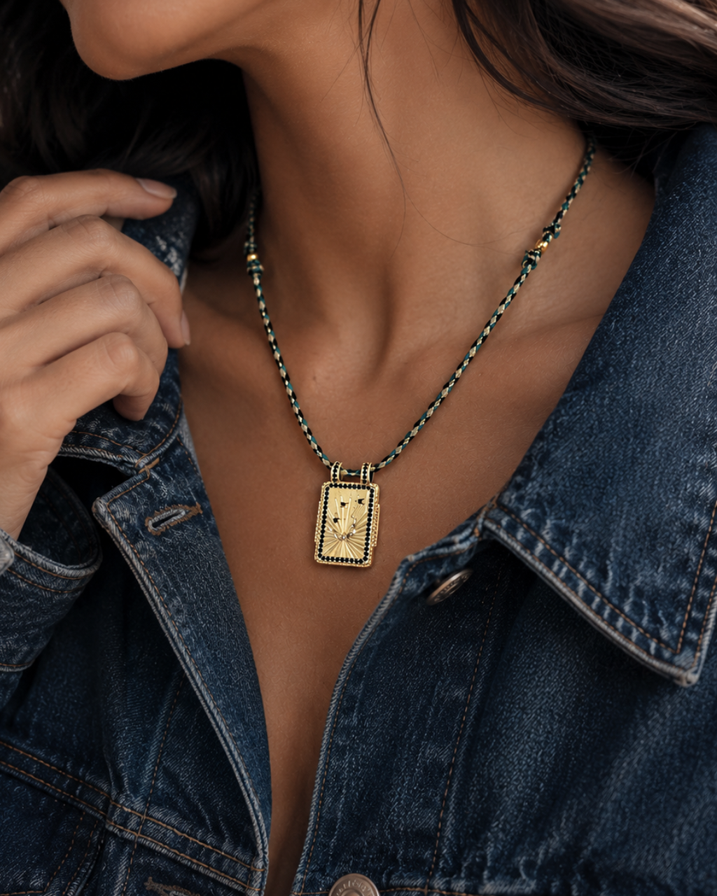 Collier Cordon Lune Bleu